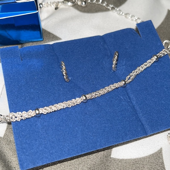 Multi Chain Necklace Twist Rope Huggie Hoop Earring Avon Jewelry Costume 2009 - Picture 4 of 5